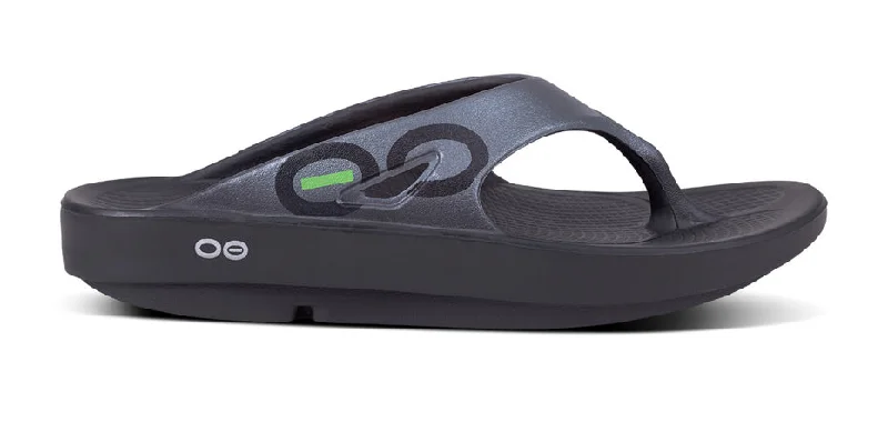 Men's sandals with a stretchy strap for a better fitOOFOS Men's OOriginal Sport Thong Sandal Black/Graphite Men's sandals with a stretchy strap for a better fitOOFOS Men's OOriginal Sport Thong Sandal Black/Graphite