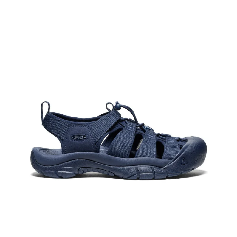 Men's sandals with a perforated leather upper for ventilationMen's Newport H2 Sandal | Monochrome/Navy Men's sandals with a perforated leather upper for ventilationMen's Newport H2 Sandal | Monochrome/Navy