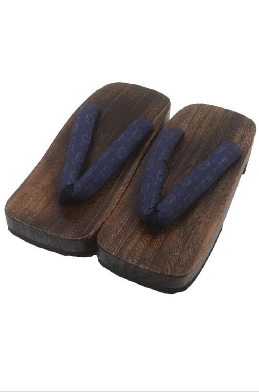 Men's sandals with a perforated leather upper for ventilationMen Geta : Extra large / XL-25 Men's sandals with a perforated leather upper for ventilationMen Geta : Extra large / XL-25