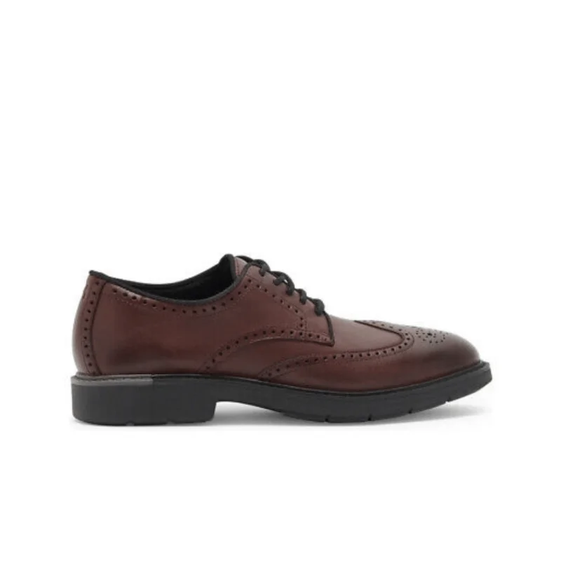 Men's Oxfords with a padded collar for a comfortable fitCole Haan Men's Go To Wingtip C34122 - Pinot Men's Oxfords with a padded collar for a comfortable fitCole Haan Men's Go To Wingtip C34122 - Pinot