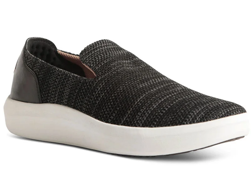 Men's sandals with a flexible sole for easy movementFreewaters True Slip On - Mens Casual Shoe Men's sandals with a flexible sole for easy movementFreewaters True Slip On - Mens Casual Shoe