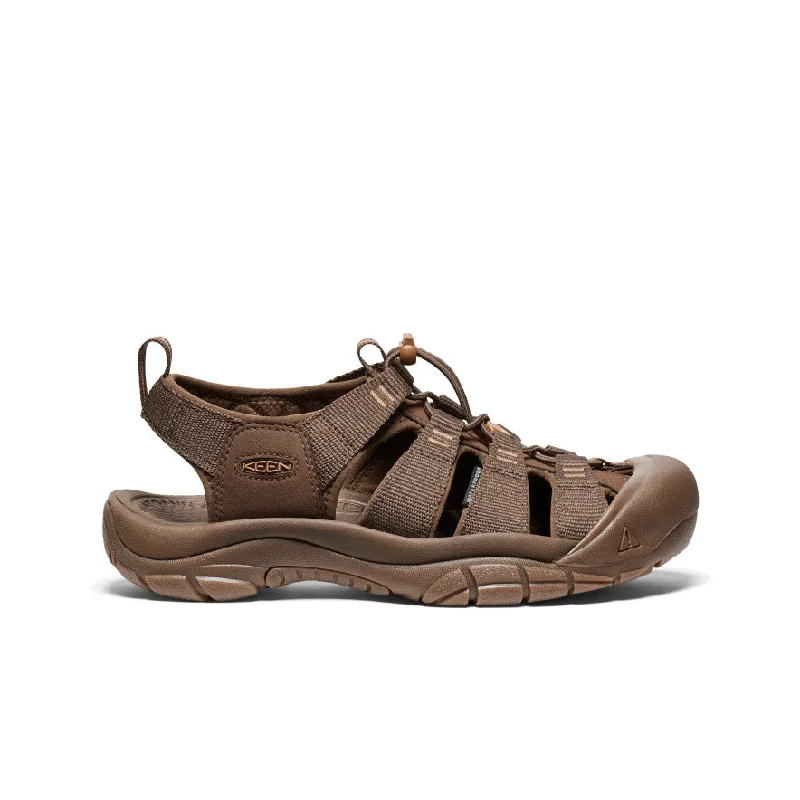 Men's sandals with a rubber sole for tractionMen's Newport H2 Sandal | Monochrome/Dark Earth Men's sandals with a rubber sole for tractionMen's Newport H2 Sandal | Monochrome/Dark Earth