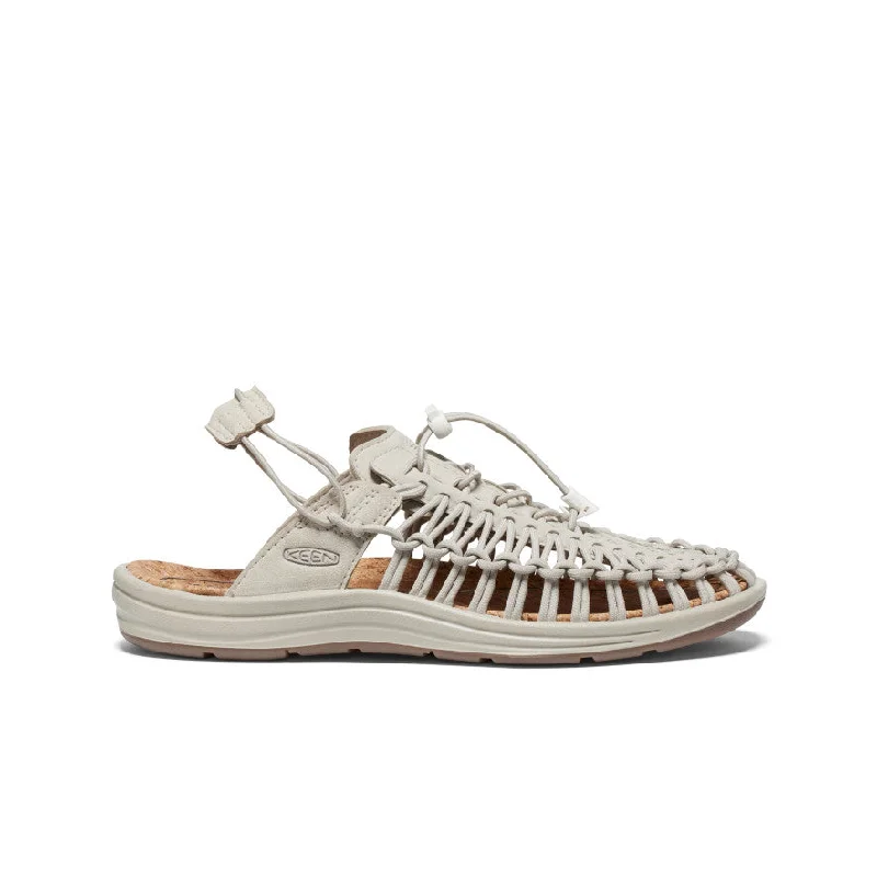 Men's sandals with a stretchy strap for a better fitAll Gender UNEEK II Convertible | Plaza Taupe/Plaza Taupe Men's sandals with a stretchy strap for a better fitAll Gender UNEEK II Convertible | Plaza Taupe/Plaza Taupe