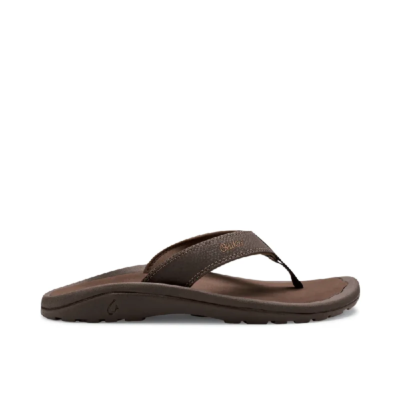 Men's sandals with a perforated leather upper for ventilationOlukai Men's Ohana Thong Sandal in Dark Java Men's sandals with a perforated leather upper for ventilationOlukai Men's Ohana Thong Sandal in Dark Java