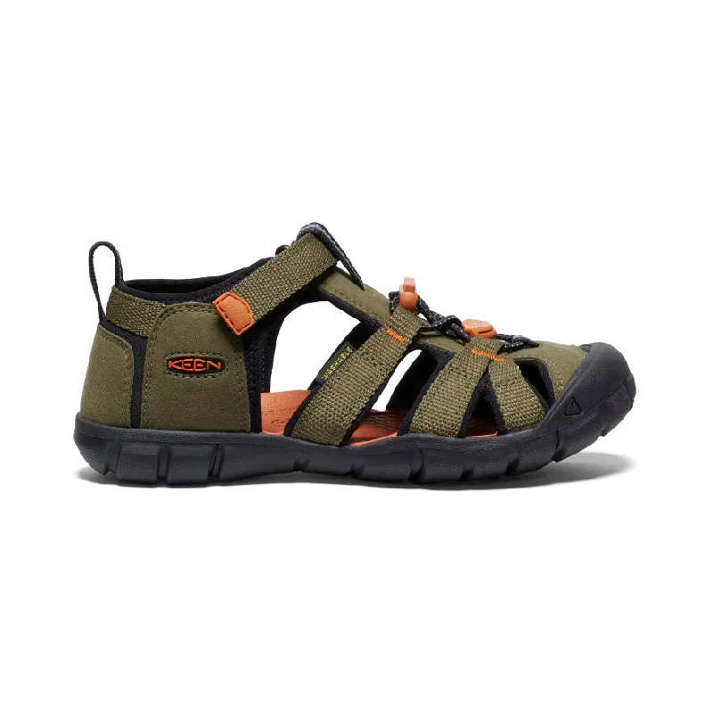 Men's sandals with a decorative buckle or charmBig Kids' Seacamp II CNX | Dark Olive/Gold Flame Men's sandals with a decorative buckle or charmBig Kids' Seacamp II CNX | Dark Olive/Gold Flame