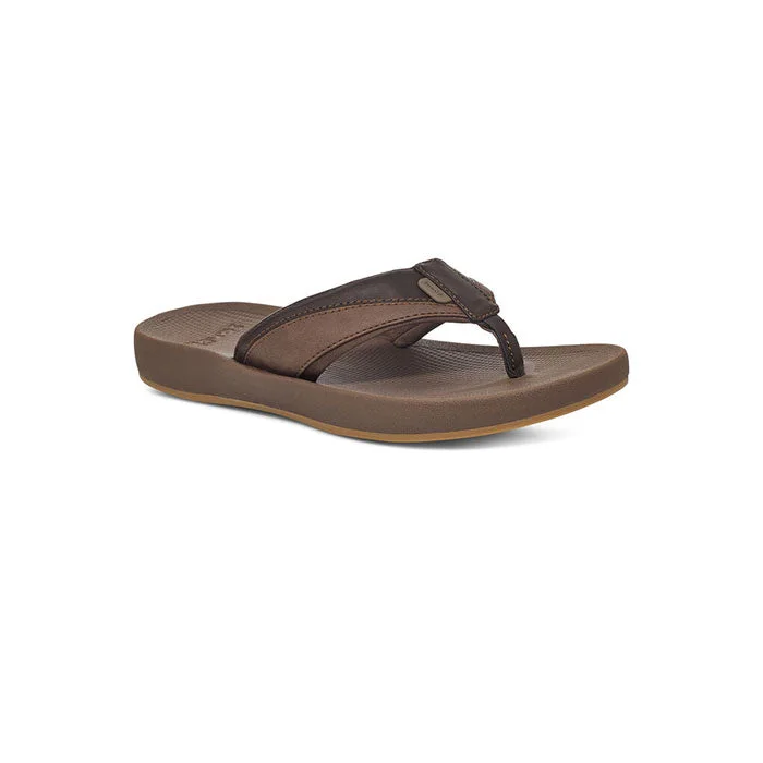 Men's sandals with a perforated leather upper for ventilationSanuk Mens Cosmic Seas H2O Sandals - Brown Men's sandals with a perforated leather upper for ventilationSanuk Mens Cosmic Seas H2O Sandals - Brown