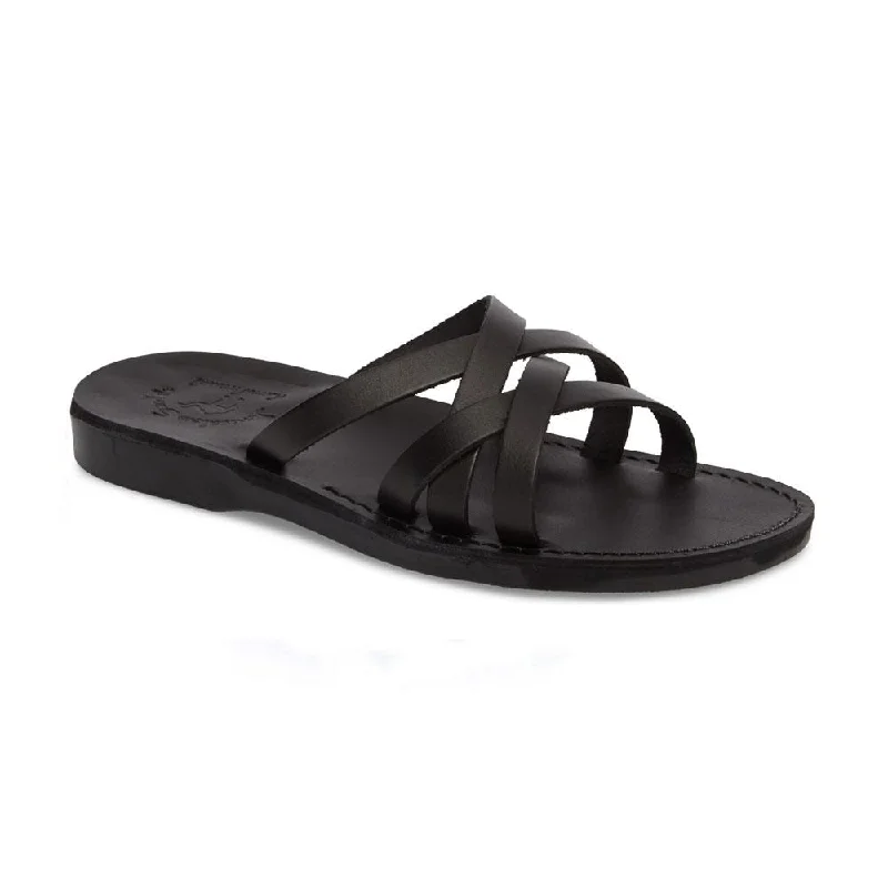 Waterproof men's sandals for water activitiesGad - Leather Criss Cross Strap Sandal | Black Waterproof men's sandals for water activitiesGad - Leather Criss Cross Strap Sandal | Black