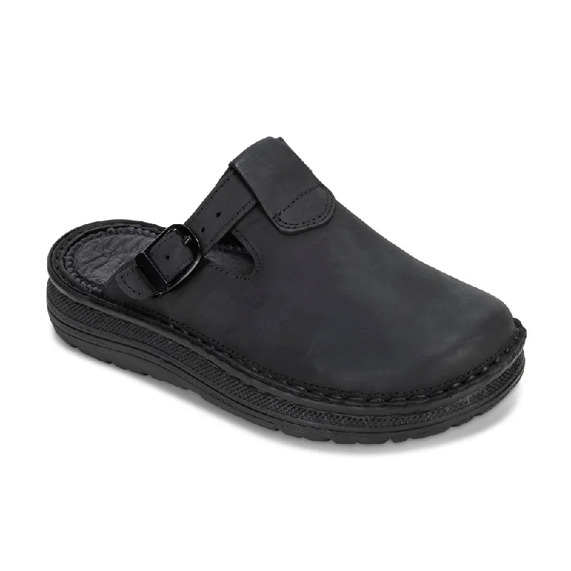 Men's sandals with a flexible sole for easy movementSawyer - Leather Clog-Toe Sandal | Black Nubuck Men's sandals with a flexible sole for easy movementSawyer - Leather Clog-Toe Sandal | Black Nubuck