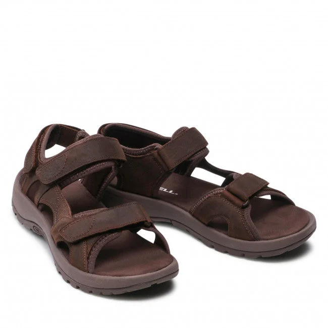 Men's sandals with a perforated leather upper for ventilationSandspur 2 Convert/Earth Men's sandals with a perforated leather upper for ventilationSandspur 2 Convert/Earth