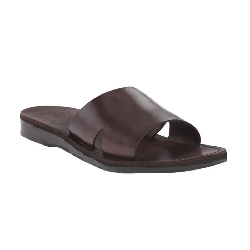 Men's sandals in a neutral color like black or brownBashan - Leather Wide Strap Slide Sandal | Brown Men's sandals in a neutral color like black or brownBashan - Leather Wide Strap Slide Sandal | Brown
