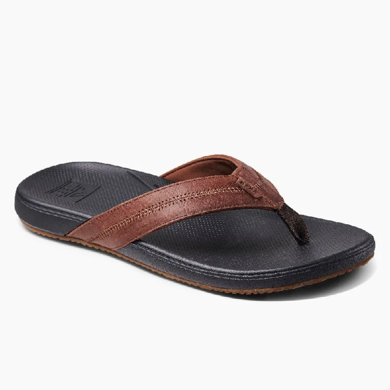 Men's sandals with a stretchy strap for a better fitReef Cushion Phantom 2.0 LE Mens Sandals Leather Strap - Black Brown Men's sandals with a stretchy strap for a better fitReef Cushion Phantom 2.0 LE Mens Sandals Leather Strap - Black Brown