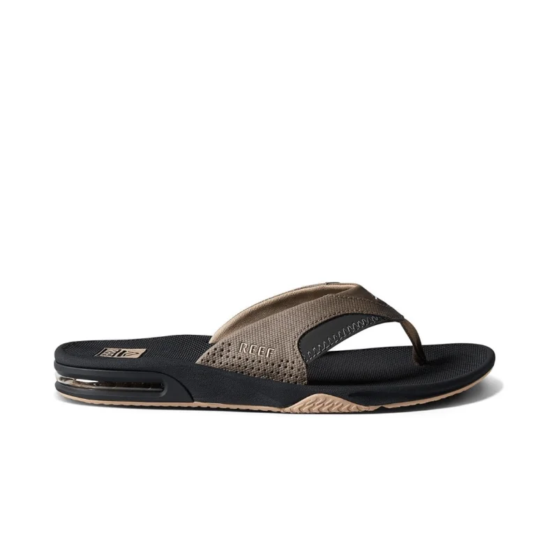 Men's sandals with a stretchy strap for a better fitReef Men's Fanning Flip Flops - Fossil/Raven Men's sandals with a stretchy strap for a better fitReef Men's Fanning Flip Flops - Fossil/Raven