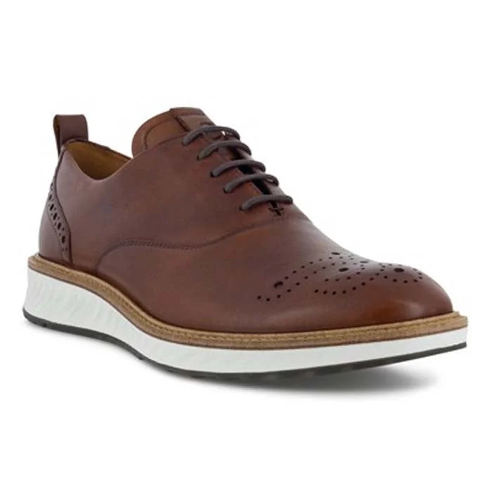 Men's Oxford shoes with a wingtip design and leather soleMens Ecco ST 1 Hybrid Derby Wing in Cognac Men's Oxford shoes with a wingtip design and leather soleMens Ecco ST 1 Hybrid Derby Wing in Cognac