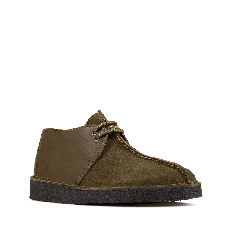 Men's Oxfords with a low - heeled design and a square toeClarks - Mens Desert Trek Shoe Men's Oxfords with a low - heeled design and a square toeClarks - Mens Desert Trek Shoe