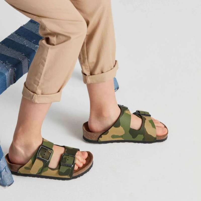 Men's sandals with a shock - absorbing insoleBirkenstock Arizona Narrow Kids Desert Soil Men's sandals with a shock - absorbing insoleBirkenstock Arizona Narrow Kids Desert Soil