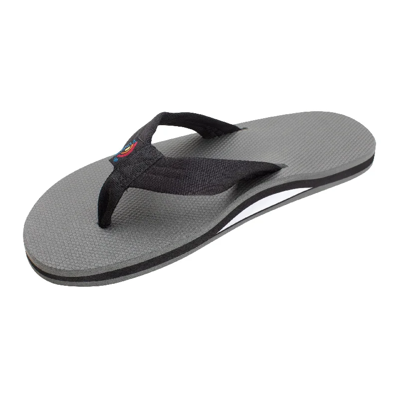 Men's leather sandals with an adjustable strapRainbow Classic Rubber Single Layer Men's Sandals - Black Grey Men's leather sandals with an adjustable strapRainbow Classic Rubber Single Layer Men's Sandals - Black Grey