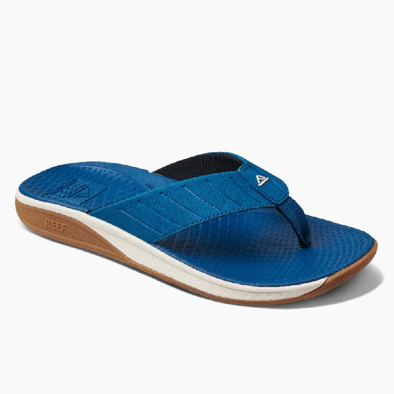 Men's sandals with a cushioned footbedReef The Deckhand Water Friendly Men's Sandals - Ocean Depths Men's sandals with a cushioned footbedReef The Deckhand Water Friendly Men's Sandals - Ocean Depths