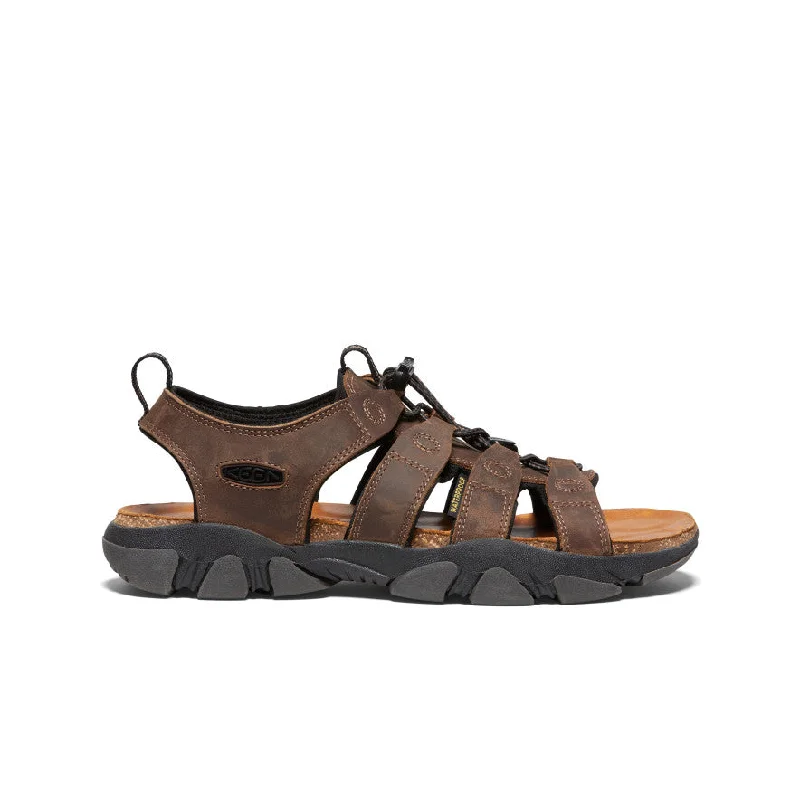 Men's sandals with a decorative buckle or charmMen's Daytona II Sandal | Bison/Black Men's sandals with a decorative buckle or charmMen's Daytona II Sandal | Bison/Black