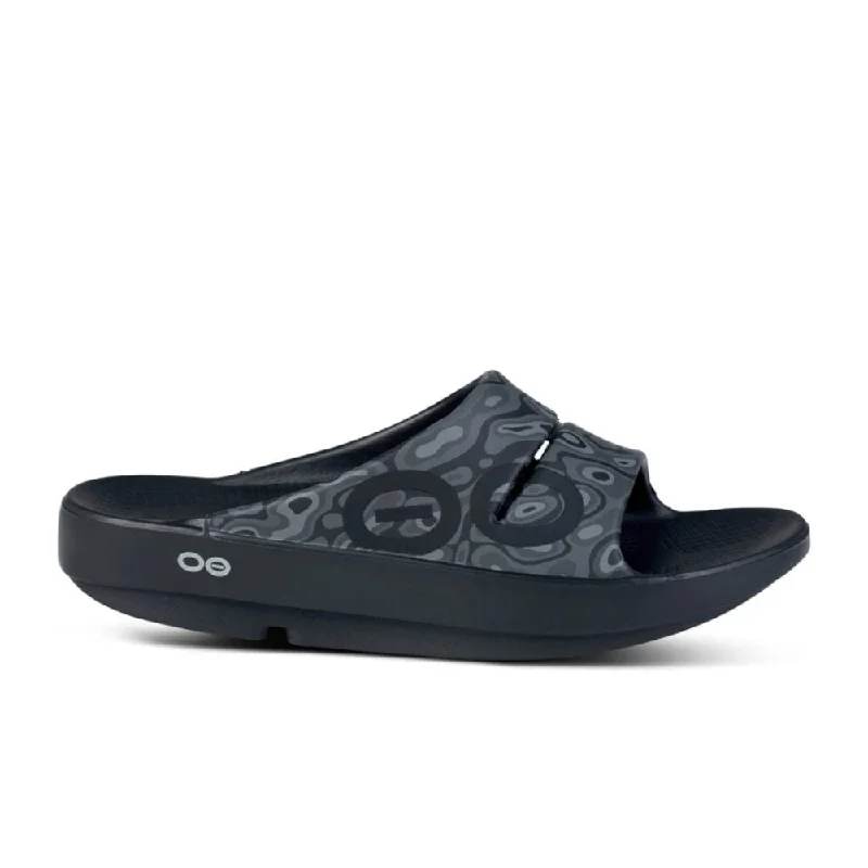 Men's leather sandals with an adjustable strapOOFOS OOahh Sport Slide - Black Water Camo Men's leather sandals with an adjustable strapOOFOS OOahh Sport Slide - Black Water Camo
