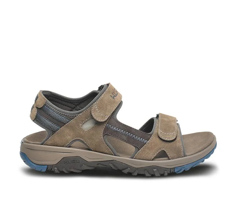 Men's sandals with a flexible sole for easy movementTREAD