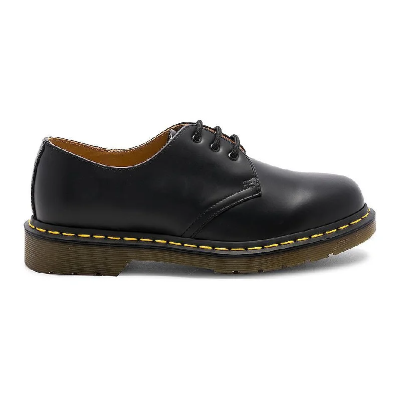 Men's Oxfords with a classic silhouette and a high - shine finishDr. Martens Men's 1461 3-Eye Gibson Black Men's Oxfords with a classic silhouette and a high - shine finishDr. Martens Men's 1461 3-Eye Gibson Black