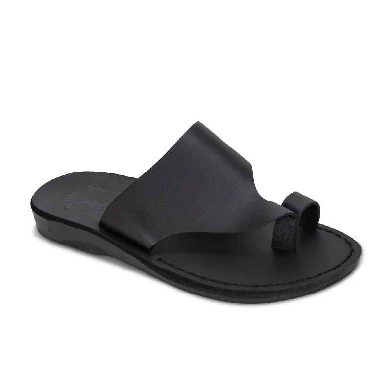 Men's sandals with a perforated leather upper for ventilationPetra - Leather Toe Strap Sandal | Black Men's sandals with a perforated leather upper for ventilationPetra - Leather Toe Strap Sandal | Black