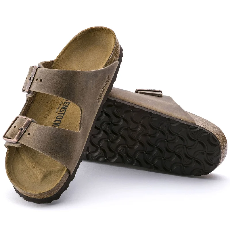 Men's sandals with a rubber sole for tractionBirkenstock - Arizona Tobacco Oiled Leather 0352201 Men's sandals with a rubber sole for tractionBirkenstock - Arizona Tobacco Oiled Leather 0352201
