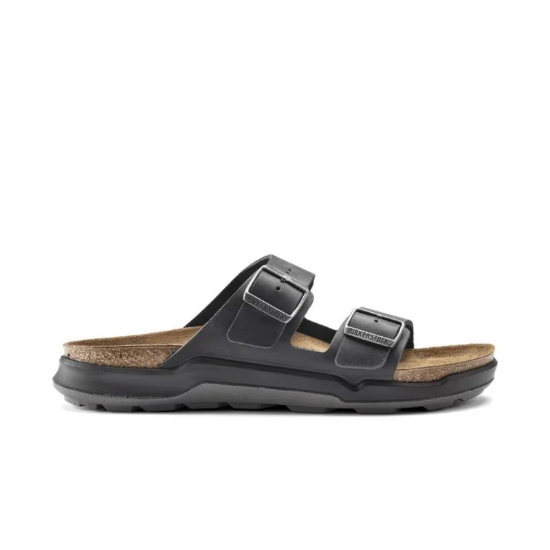 Men's sandals with a pointed toe for a stylish lookBirkenstock Men's Arizona Rugged - Black Oiled Leather Men's sandals with a pointed toe for a stylish lookBirkenstock Men's Arizona Rugged - Black Oiled Leather