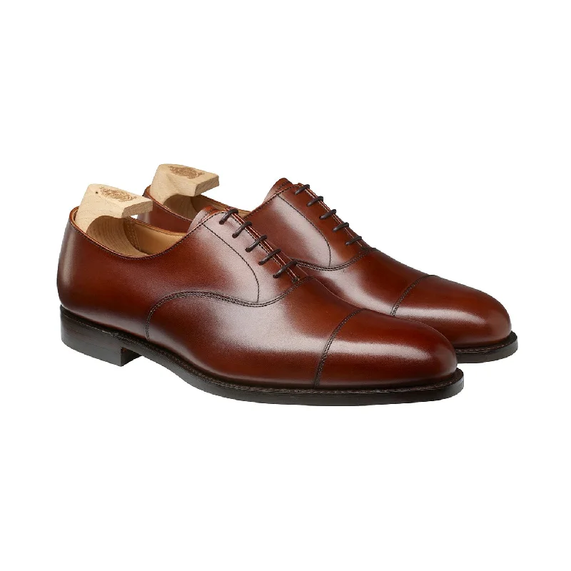 Men's Oxford shoes with a polished leather finishDorset 2 Chestnut Burnished Calf
