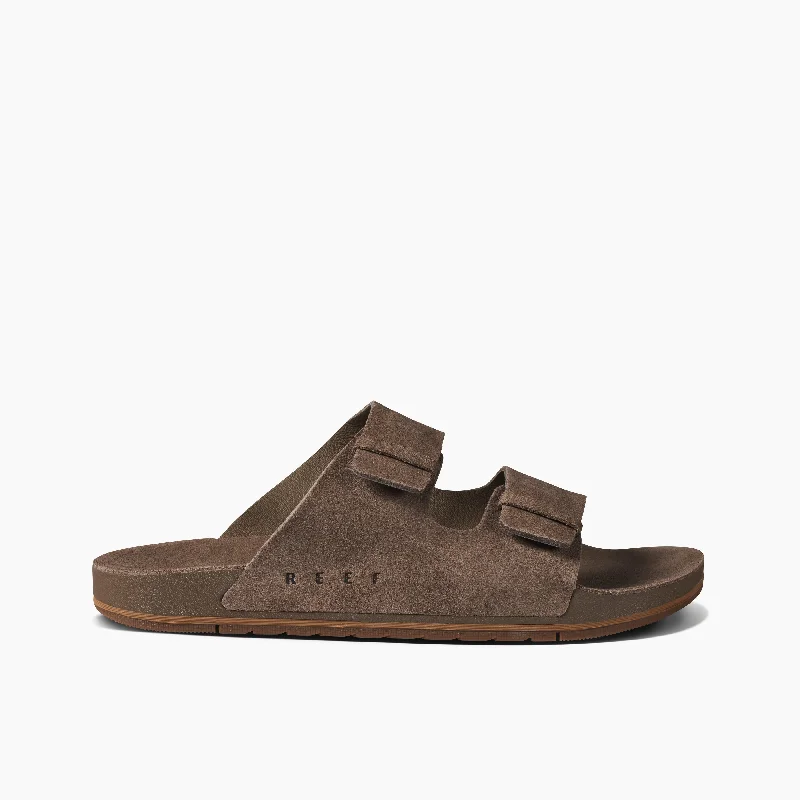 Men's sandals in a neutral color like black or brownOjai Two Bar