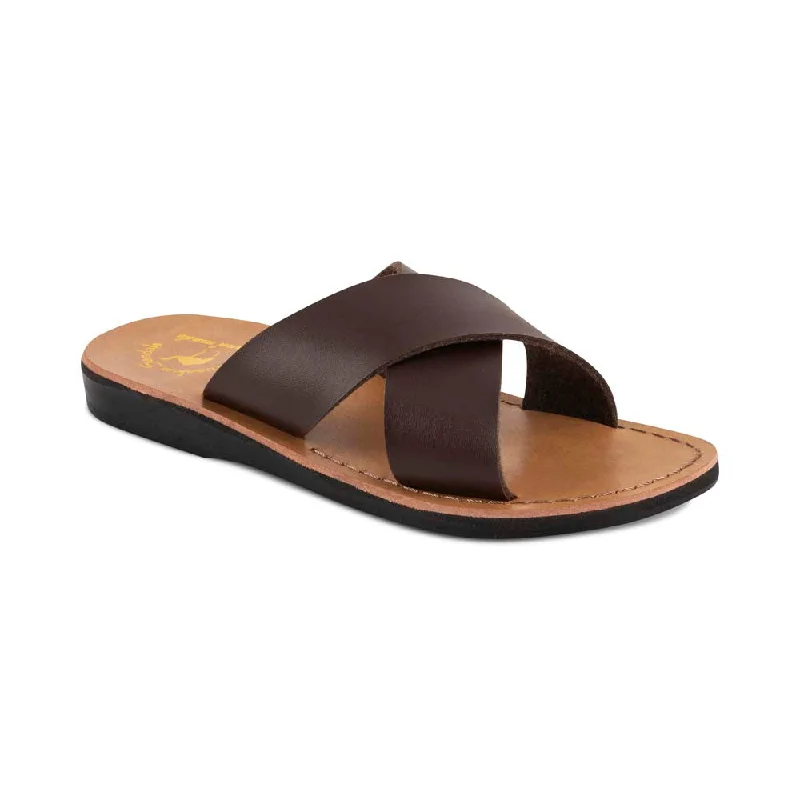Men's sandals with a cushioned footbedElan Vegan - Leather Alternative Sandal | Brown Men's sandals with a cushioned footbedElan Vegan - Leather Alternative Sandal | Brown