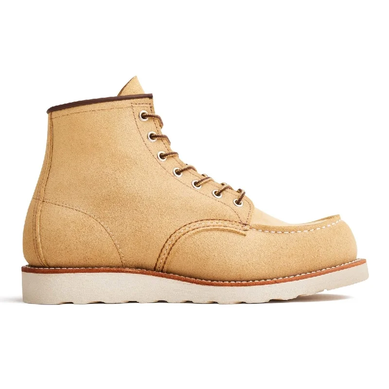 Men's Oxford shoes with a buckle closure and a pointed toeRed Wing Men's 6-Inch Classic Moc 8833 Hawthorne Men's Oxford shoes with a buckle closure and a pointed toeRed Wing Men's 6-Inch Classic Moc 8833 Hawthorne
