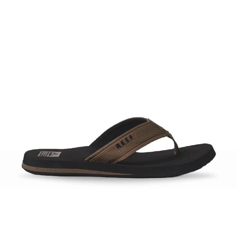 Men's sandals in a neutral color like black or brownReef Men's The Layback - Black/Tan Men's sandals in a neutral color like black or brownReef Men's The Layback - Black/Tan