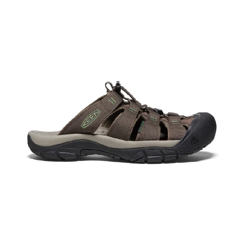 Men's sandals with a stretchy strap for a better fitMen's Newport Slide | Canteen/Campsite Men's sandals with a stretchy strap for a better fitMen's Newport Slide | Canteen/Campsite