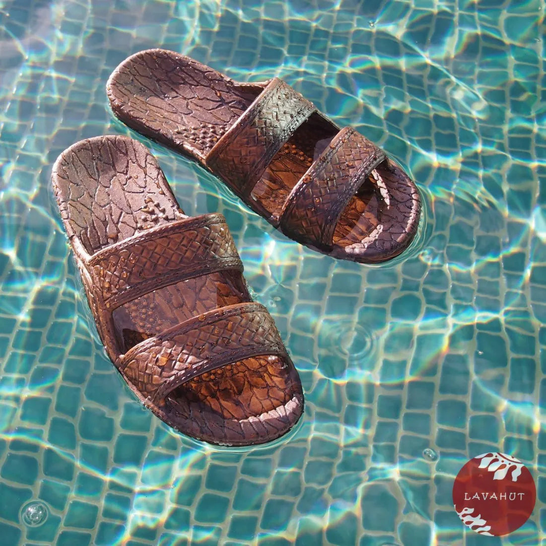 Men's sandals in a neutral color like black or brownDark Brown Classic Jandals® - Pali Hawaii Sandals Men's sandals in a neutral color like black or brownDark Brown Classic Jandals® - Pali Hawaii Sandals