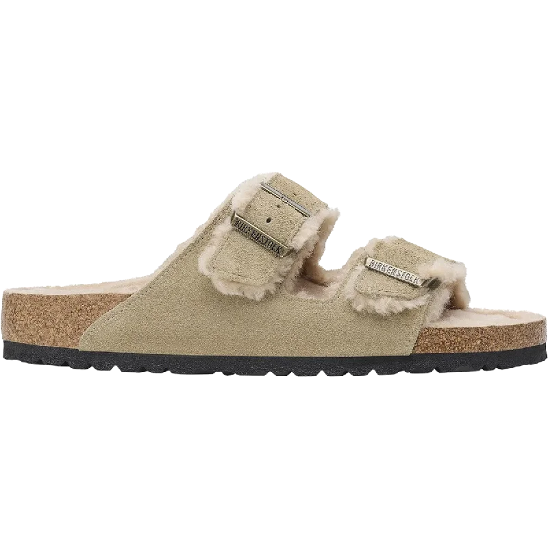 Men's sandals with a stretchy strap for a better fitWomen's Arizona Shearling - Medium/Narrow Men's sandals with a stretchy strap for a better fitWomen's Arizona Shearling - Medium/Narrow