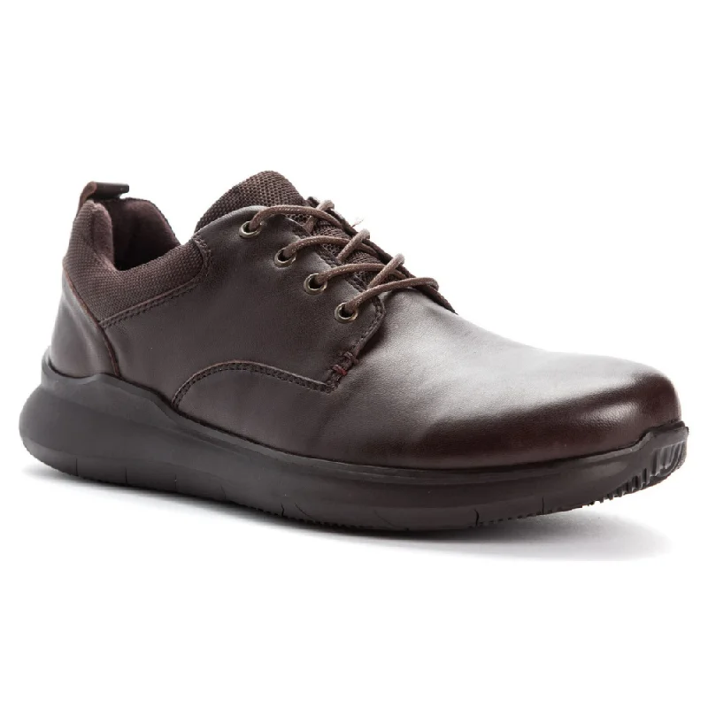 Men's Oxfords with a classic silhouette and a high - shine finishPropet Vinn Brown Leather Oxford (Men's) Men's Oxfords with a classic silhouette and a high - shine finishPropet Vinn Brown Leather Oxford (Men's)