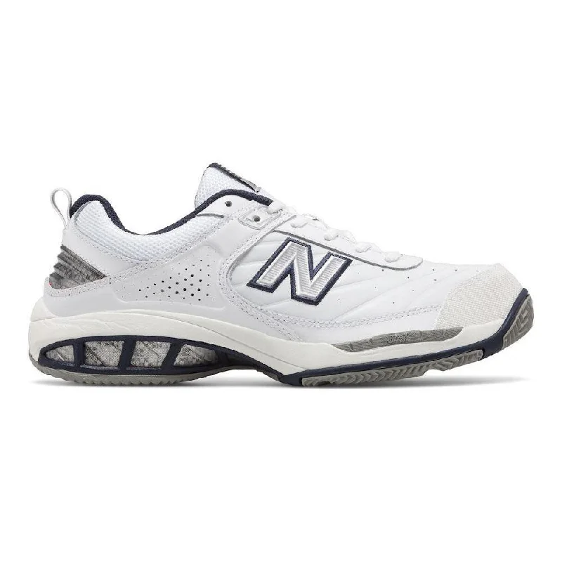 Men's Oxfords with a padded collar for a comfortable fitNew Balance Men's MC806W White/Navy Men's Oxfords with a padded collar for a comfortable fitNew Balance Men's MC806W White/Navy