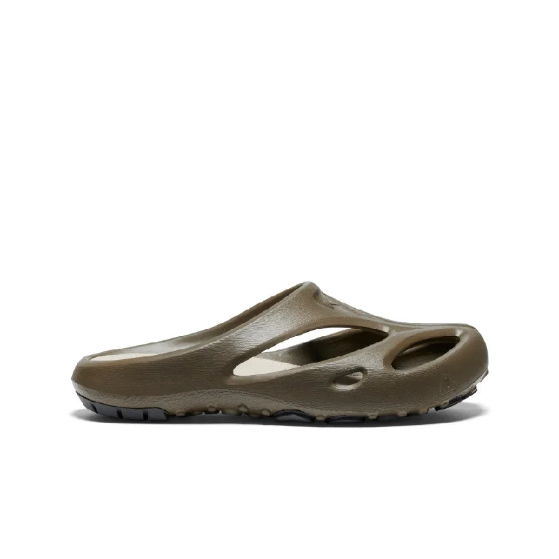 Men's sandals with a decorative buckle or charmMen's Shanti Clog | Canteen/Plaza Taupe Men's sandals with a decorative buckle or charmMen's Shanti Clog | Canteen/Plaza Taupe