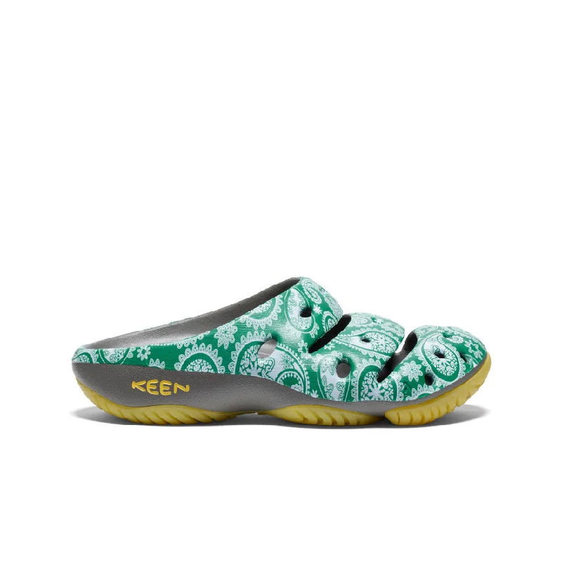 Men's sandals with a decorative buckle or charmMen's Yogui Arts Clog x T.H.C. | The Town Paisley Men's sandals with a decorative buckle or charmMen's Yogui Arts Clog x T.H.C. | The Town Paisley