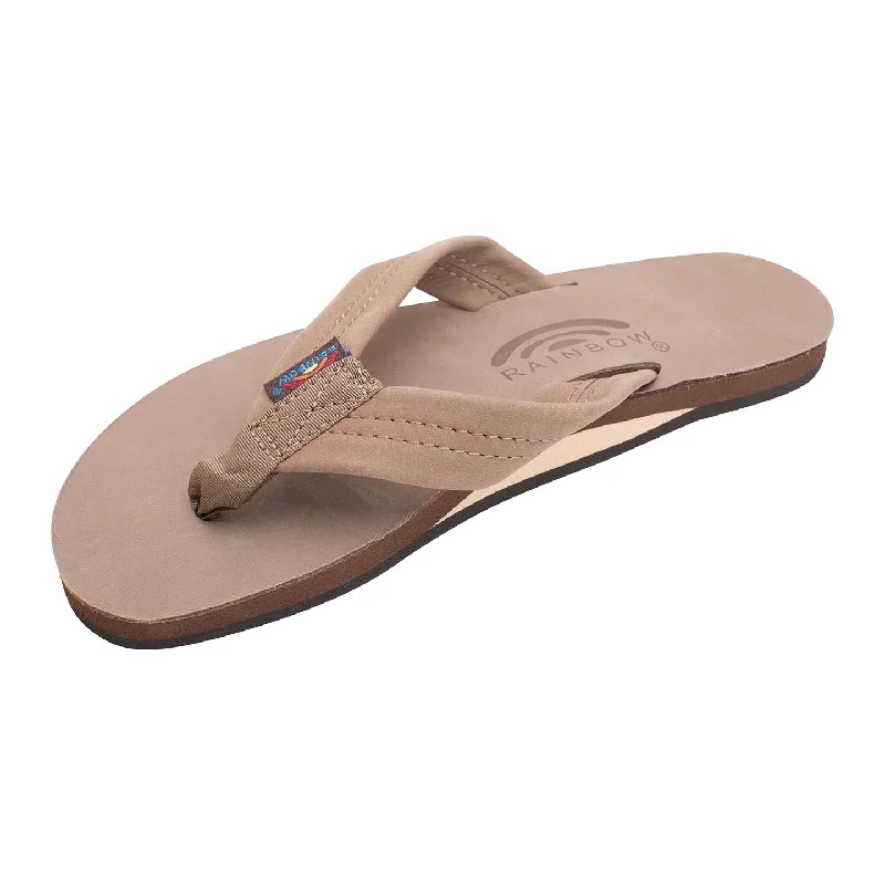 Men's sandals in a neutral color like black or brownRainbow Women's Dark Brown Premier Leather Single Layer Arch 301ALTS0DKBRL Men's sandals in a neutral color like black or brownRainbow Women's Dark Brown Premier Leather Single Layer Arch 301ALTS0DKBRL