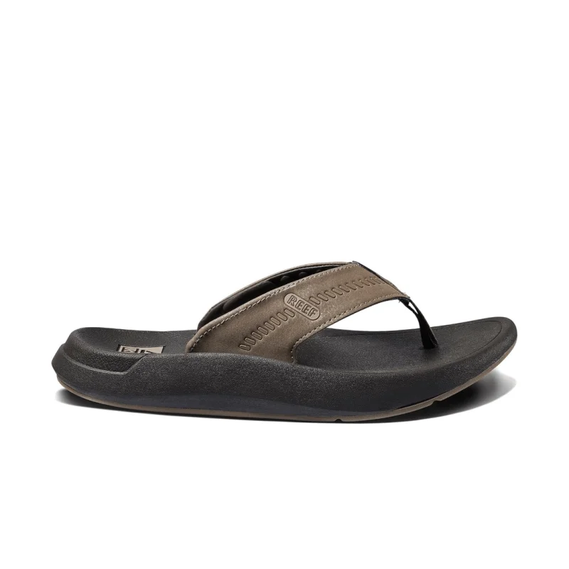 Men's sandals with a perforated leather upper for ventilationReef Men's Swellsole Cruiser - Brown/Tan Men's sandals with a perforated leather upper for ventilationReef Men's Swellsole Cruiser - Brown/Tan