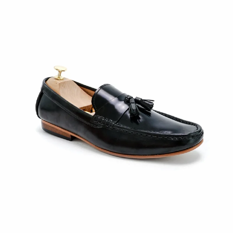 Men's leather loafers with a penny slot Men's leather loafers with a penny slot Comfy Tassel Loafer European Brush Off Black Patent Men's leather loafers with a penny slot Men's leather loafers with a penny slot Comfy Tassel Loafer European Brush Off Black Patent