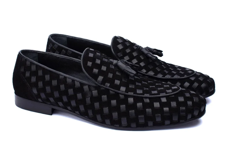 Men's loafers with a smooth leather finish Men's loafers with a smooth leather finish The Braided Loafers - Black Men's loafers with a smooth leather finish Men's loafers with a smooth leather finish The Braided Loafers - Black