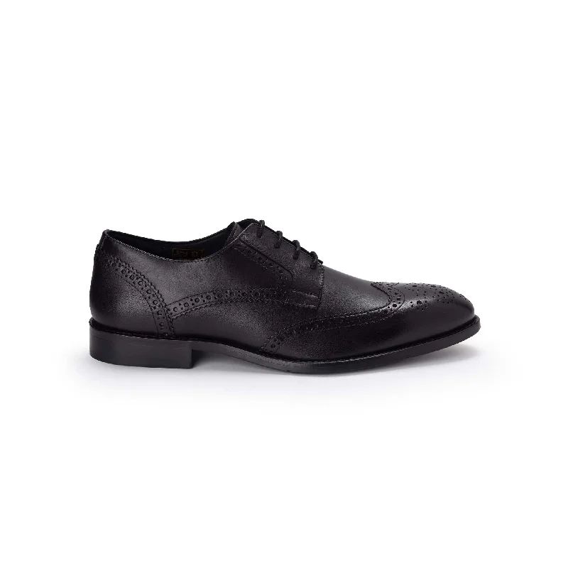 Men's formal shoes with a leather sole and heel Men's formal shoes with a leather sole and heel BATA Men Dress Shoes 830X013 Men's formal shoes with a leather sole and heel Men's formal shoes with a leather sole and heel BATA Men Dress Shoes 830X013