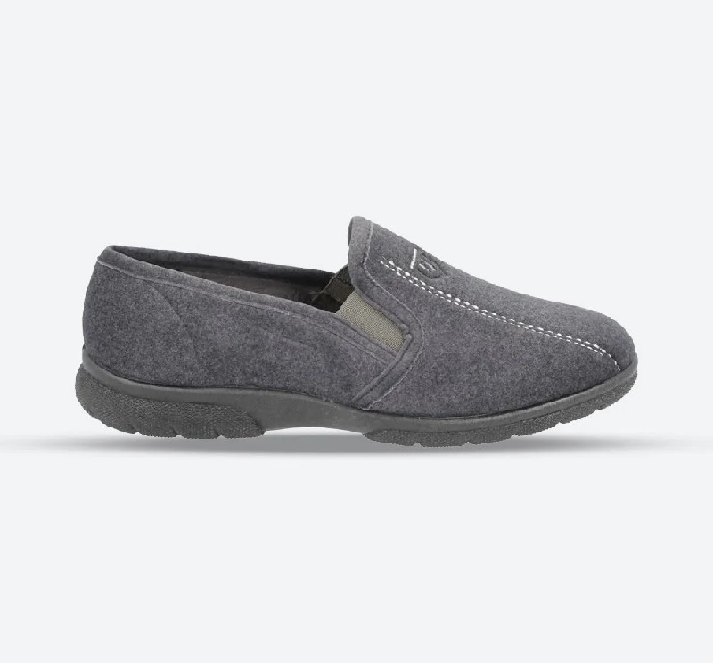 Men's loafers with a tassel front for a classic look Men's loafers with a tassel front for a classic look Men's Wide Fit DB Duncan Loafers Men's loafers with a tassel front for a classic look Men's loafers with a tassel front for a classic look Men's Wide Fit DB Duncan Loafers