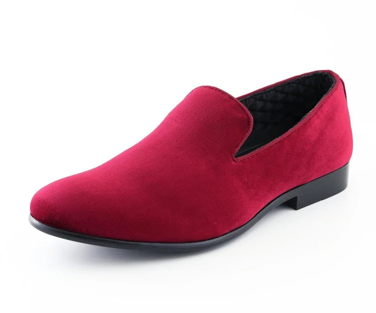Men's formal shoes with a wingtip design Men's formal shoes with a wingtip design Aries Burgundy Men's formal shoes with a wingtip design Men's formal shoes with a wingtip design Aries Burgundy