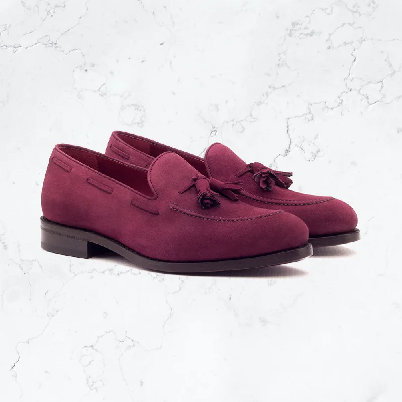 Men's loafers with a tassel front for a classic look Men's loafers with a tassel front for a classic look Loafers - Dress II Men's loafers with a tassel front for a classic look Men's loafers with a tassel front for a classic look Loafers - Dress II