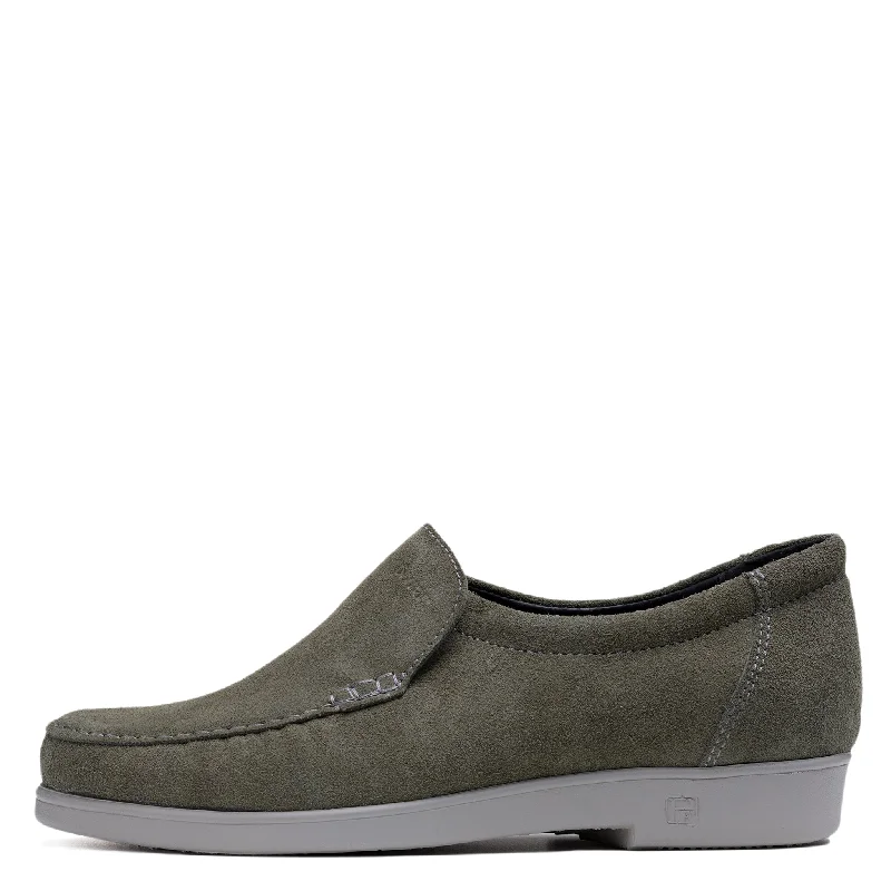 Men's loafers with a moc - toe design Men's loafers with a moc - toe design TOPI Men’s Limited-Edition loafers Men's loafers with a moc - toe design Men's loafers with a moc - toe design TOPI Men’s Limited-Edition loafers