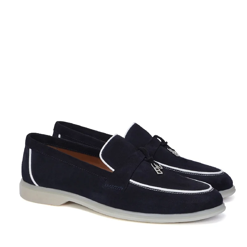 Men's loafers with a tassel front for a classic look Men's loafers with a tassel front for a classic look Yacht shoes in Navy Blue Suede leather Men's loafers with a tassel front for a classic look Men's loafers with a tassel front for a classic look Yacht shoes in Navy Blue Suede leather